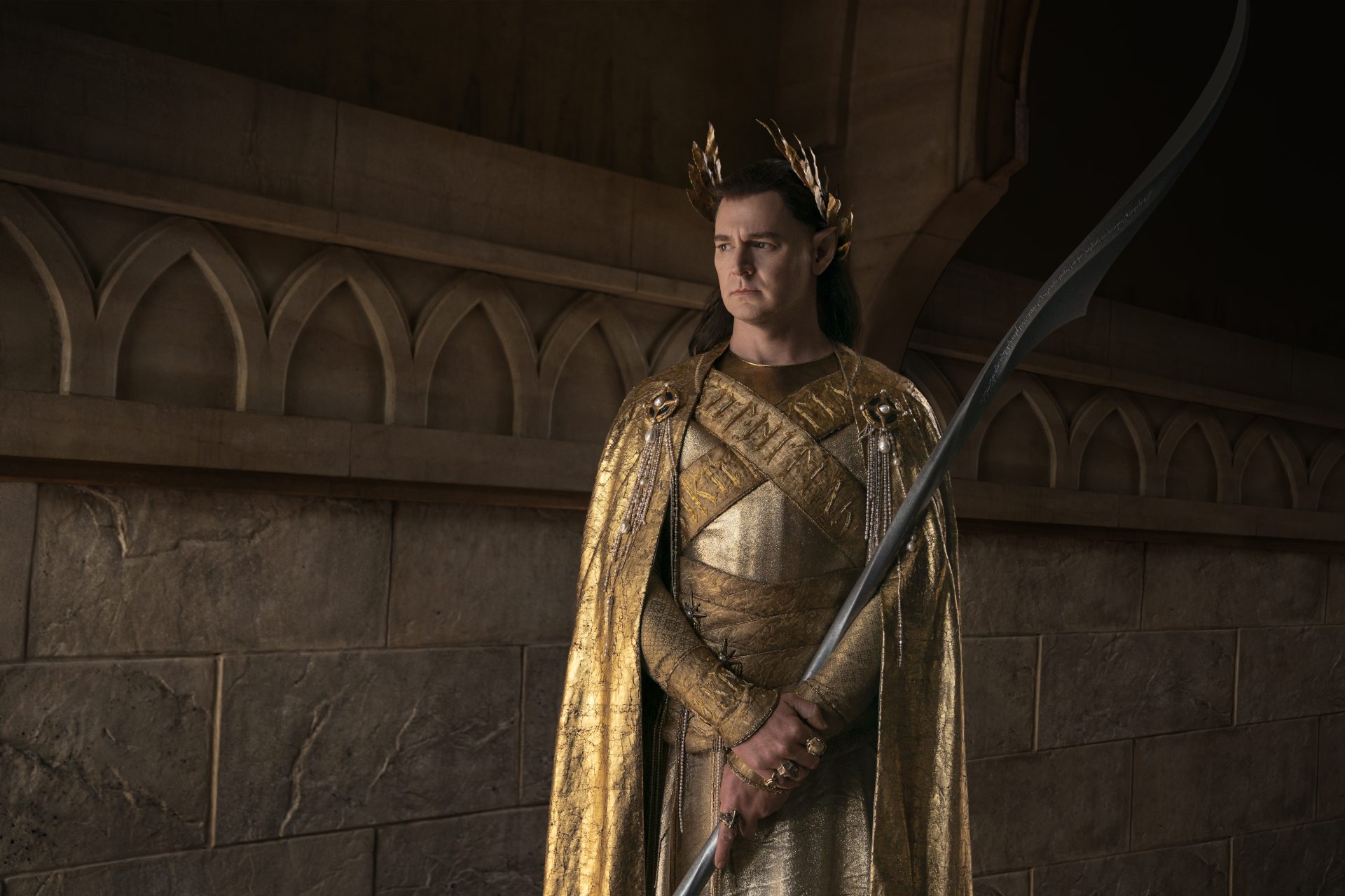 The-Lord-of-the-Rings-Rings-of-Power-Gil-galad-in-warrior-attire.jpg.jpg 10_62bdcd765f013.jpg 1920X1280 px