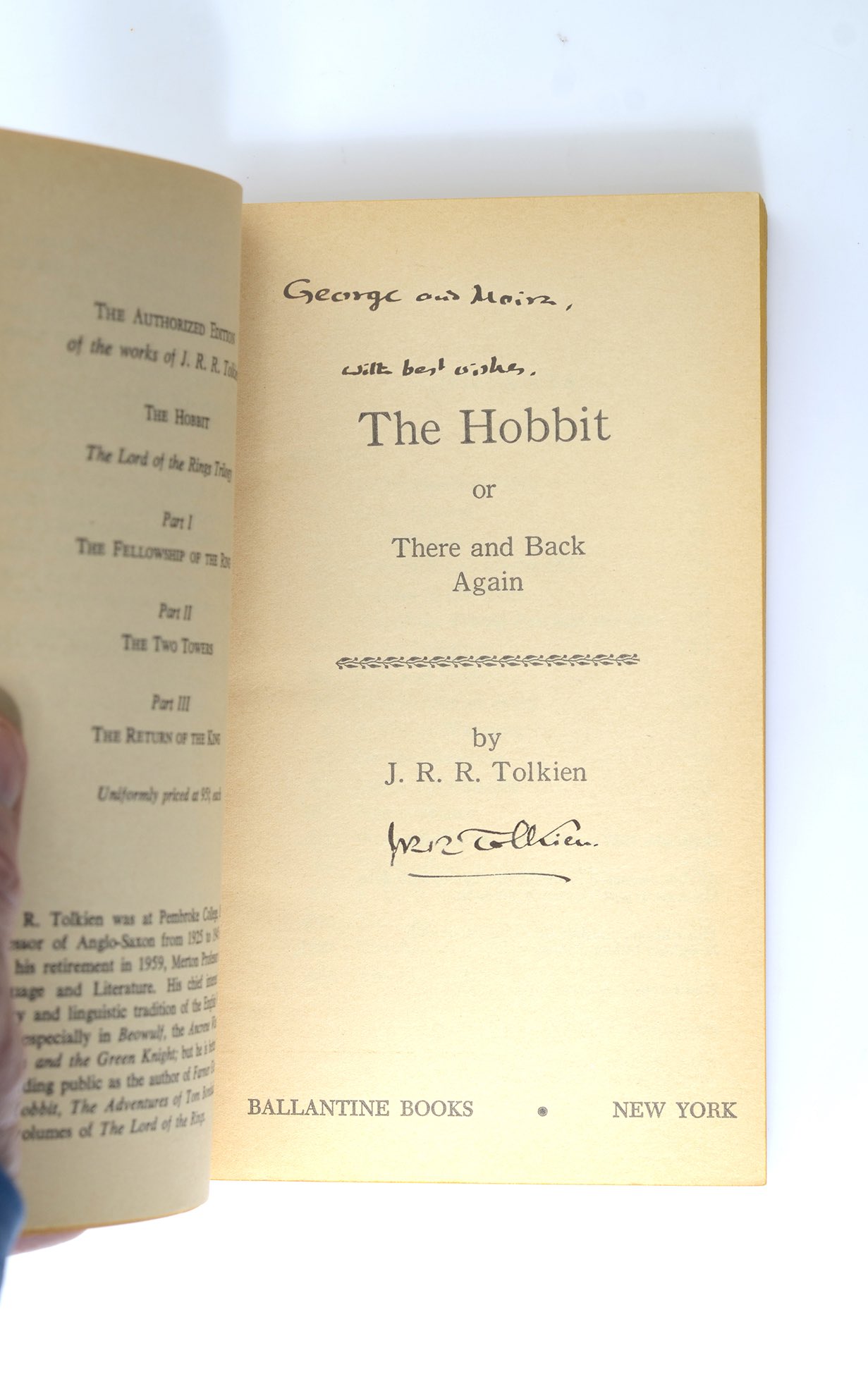 signed-hobbit-ballantine.jpeg 1_5d7d57033a009.jpeg 1231X1973 px