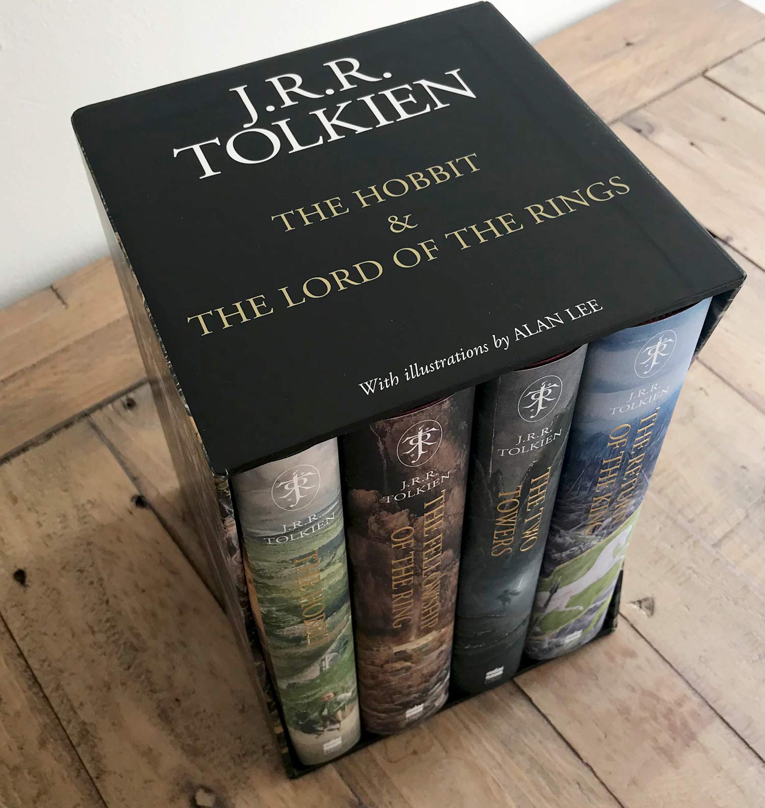 Lord Of The Rings Book Set Illustrated / Lord Of The Rings Paperback