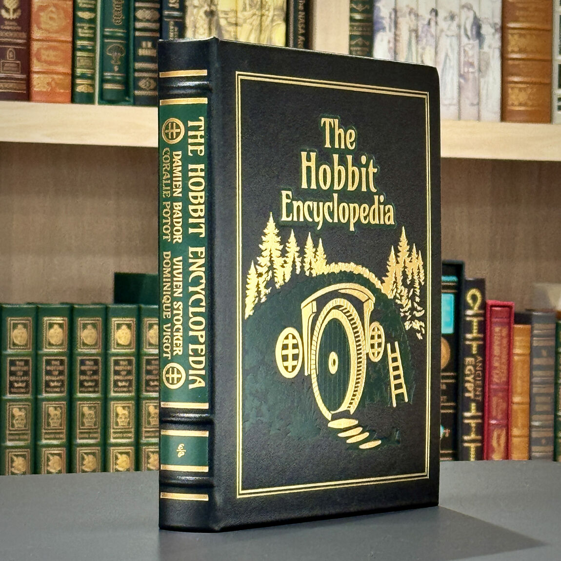 3987-the-hobbit-encyclopedia-tolkien-front-cover.jpg